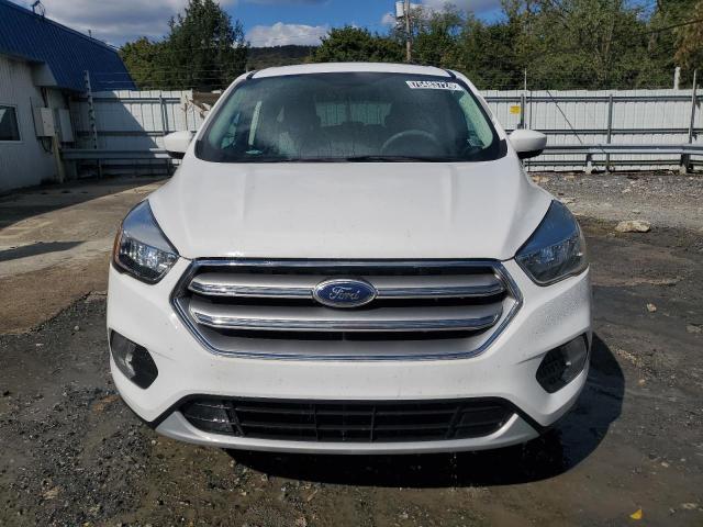 Photo 5 from auction – 2017 FORD ESCAPE SE with VIN 1FMCU9GD6HUD94490