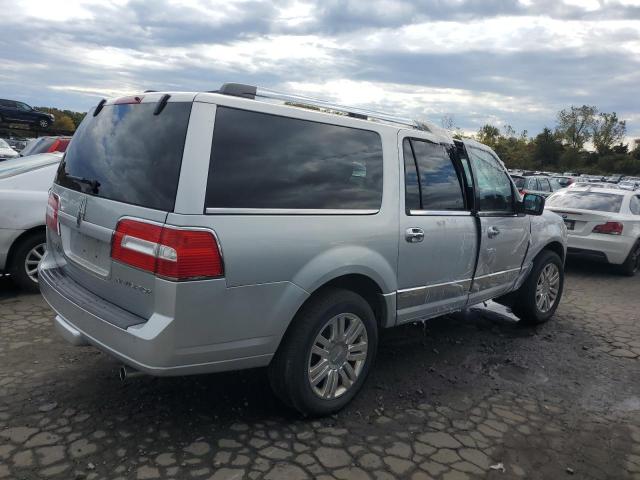 Photo 3 from auction – 2012 LINCOLN NAVIGATOR with VIN 5LMJJ3H59CEL03099