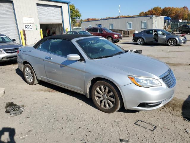 Photo 4 from auction – 2012 CHRYSLER 200 TOURIN with VIN 1C3BCBEB7CN119200