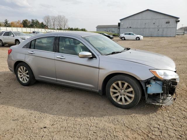 Photo 4 from auction – 2013 CHRYSLER 200 LIMITE with VIN 1C3CCBCG7DN555582