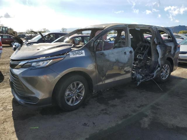 Photo 1 from auction – 2021 TOYOTA SIENNA LE with VIN 5TDKRKEC7MS035991