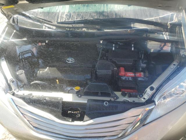 Photo 12 from auction – 2015 TOYOTA SIENNA LE with VIN 5TDKK3DC6FS641913