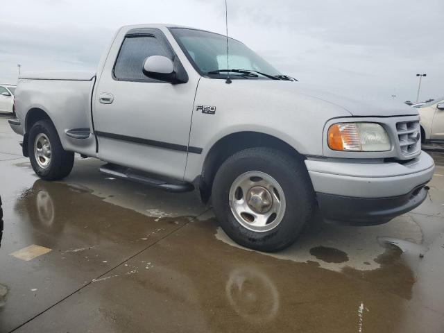 Photo 4 from auction – 2002 FORD F150 with VIN 1FTRF07252KA89746