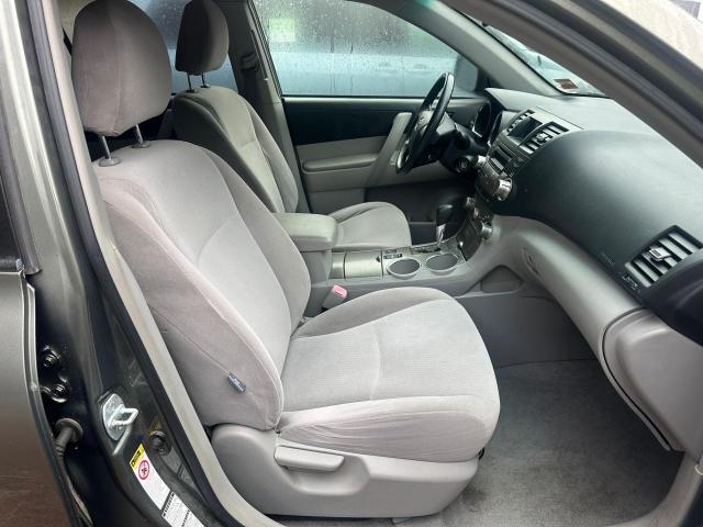 Photo 5 from auction – 2009 TOYOTA HIGHLANDER with VIN JTEES41A092146555