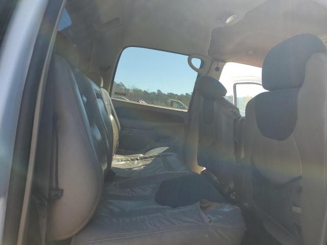 Photo 10 from auction – 2002 CHEVROLET AVALANCHE with VIN 3GNEK13T62G183695