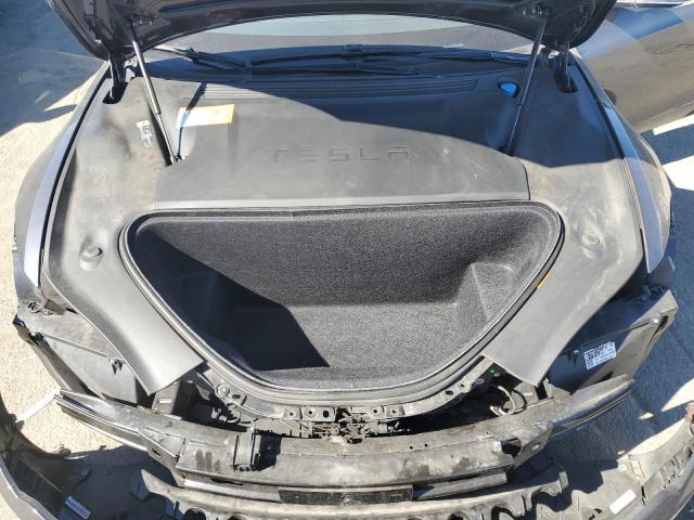 Photo 11 from auction – 2018 TESLA MODEL S with VIN 5YJSA1E26JF267684