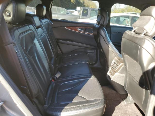 Photo 11 from auction – 2016 LINCOLN MKX RESERV with VIN 2LMTJ8LR4GBL60223