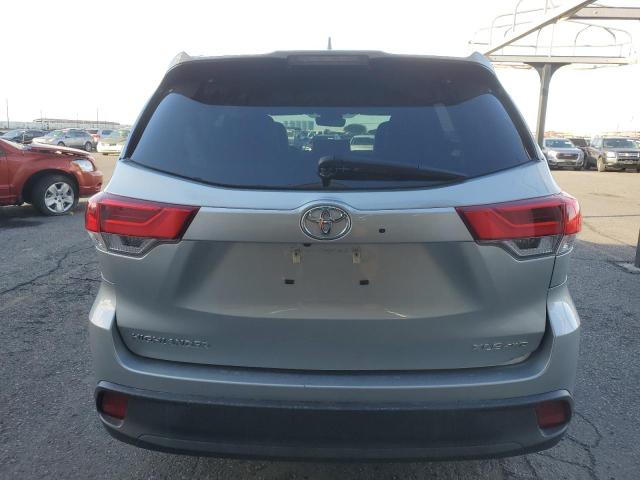 Photo 6 from auction – 2019 TOYOTA HIGHLANDER with VIN 5TDJZRFH7KS593951