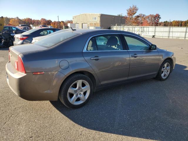 Photo 3 from auction – 2011 CHEVROLET MALIBU LS with VIN 1G1ZB5E1XBF334772