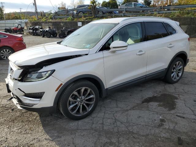 LINCOLN MKC SELECT 2019 with VIN 5LMCJ2D9XKUL16069 - Photo from auction