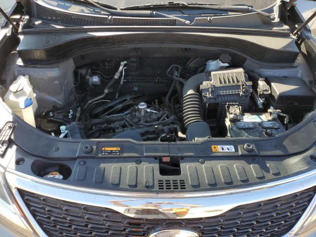 Photo 12 from auction – 2015 KIA SORENTO LX with VIN 5XYKT4A60FG551879