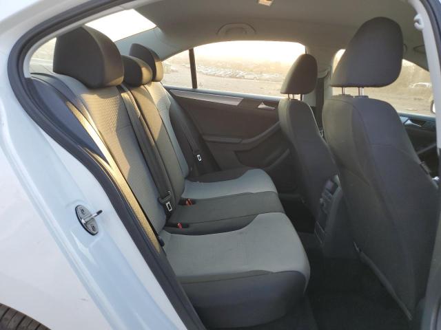 Photo 10 from auction – 2018 VOLKSWAGEN JETTA S with VIN 3VW2B7AJ7JM204387