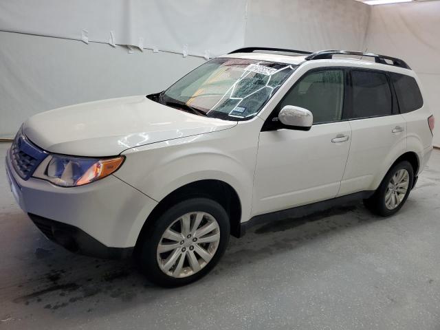 SUBARU FORESTER 2 2013 with VIN JF2SHADC9DH430243 - Photo from auction