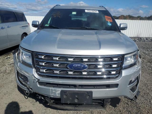 Photo 5 from auction – 2017 FORD EXPLORER L with VIN 1FM5K8FH5HGB75371