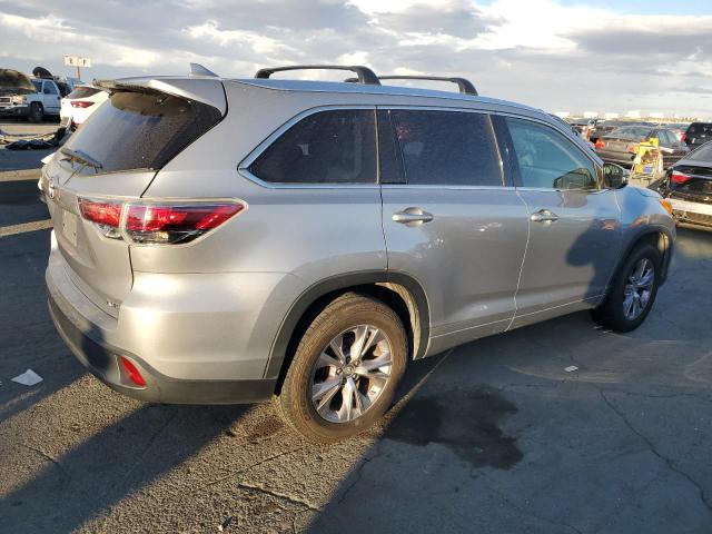 Photo 3 from auction – 2015 TOYOTA HIGHLANDER with VIN 5TDKKRFH3FS074488