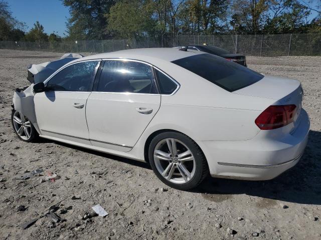 Photo 2 from auction – 2015 VOLKSWAGEN PASSAT SEL with VIN 1VWCV7A30FC003257