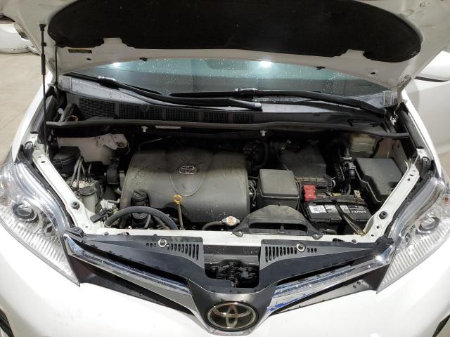 Photo 12 from auction – 2018 TOYOTA SIENNA LE with VIN 5TDJZ3DC6JS193365