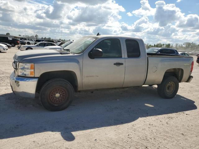 CHEVROLET SILVERADO 2007 with VIN 1GCHK29KX7E560117 - Photo from auction
