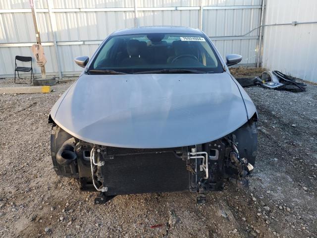 Photo 5 from auction – 2015 CHRYSLER 200 LIMITE with VIN 1C3CCCAG2FN730008