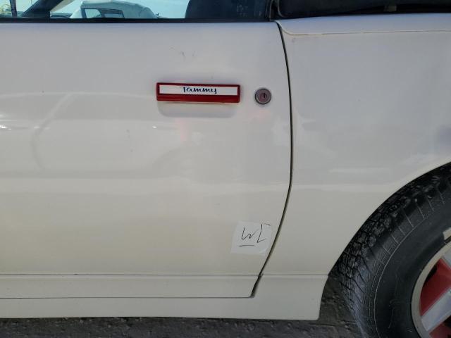 Photo 12 from auction – 1989 CHEVROLET CAMARO with VIN 1G1FP31E4KL207003