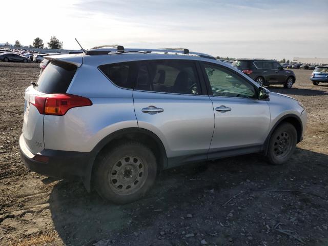 Photo 3 from auction – 2013 TOYOTA RAV4 XLE with VIN JTMRFREV9DD029400