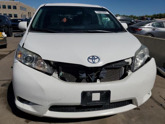 Photo 5 from auction – 2015 TOYOTA SIENNA LE with VIN 5TDKK3DC3FS566698