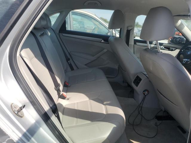 Photo 10 from auction – 2014 VOLKSWAGEN PASSAT SE with VIN 1VWBS7A34EC051878