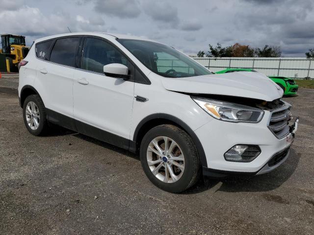 Photo 4 from auction – 2017 FORD ESCAPE SE with VIN 1FMCU9GD5HUA82239