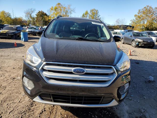 Photo 5 from auction – 2018 FORD ESCAPE SEL with VIN 1FMCU9HD4JUC04688