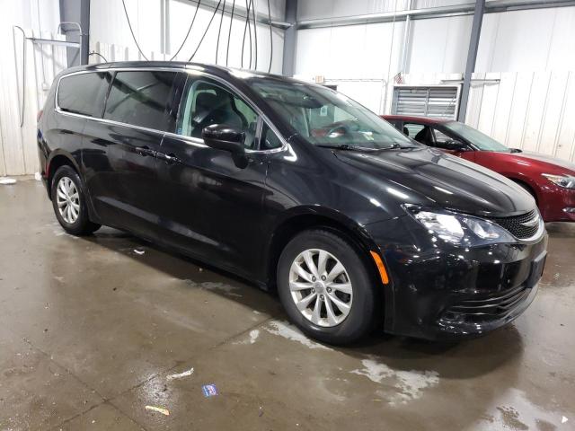 Photo 4 from auction – 2017 CHRYSLER PACIFICA T with VIN 2C4RC1DG0HR663744