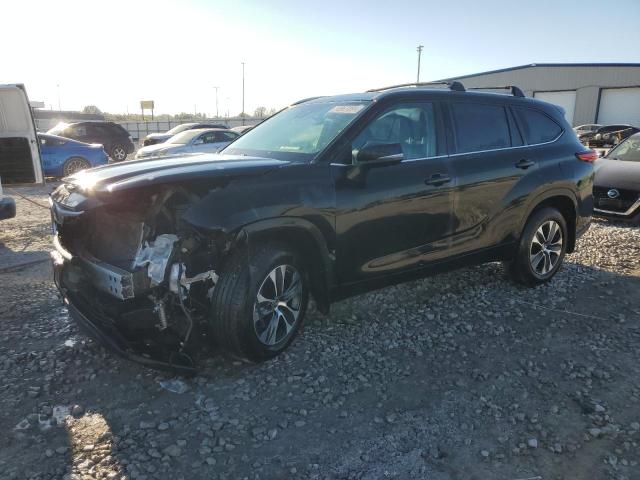Photo 1 from auction – 2022 TOYOTA HIGHLANDER with VIN 5TDGZRBH0NS588630