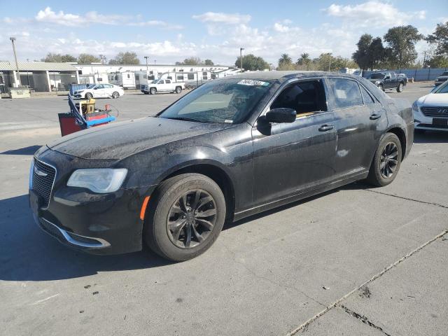 CHRYSLER 300 LIMITE 2015 with VIN 2C3CCAAG8FH766637 - Photo from auction