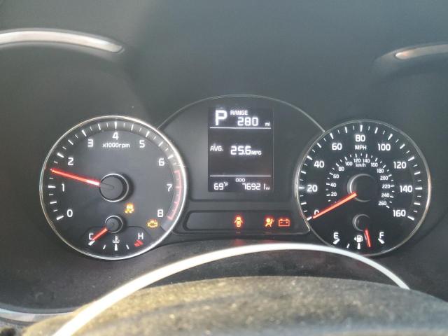 Photo 9 from auction – 2017 KIA FORTE LX with VIN 3KPFK4A78HE039655