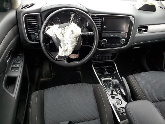 Photo 8 from auction – 2018 MITSUBISHI OUTLANDER with VIN JA4AZ2A36JZ602794