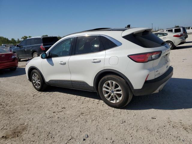 Photo 2 from auction – 2020 FORD ESCAPE SE with VIN 1FMCU0G69LUA32921
