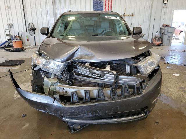 Photo 5 from auction – 2011 TOYOTA HIGHLANDER with VIN 5TDDK3EHXBS084226
