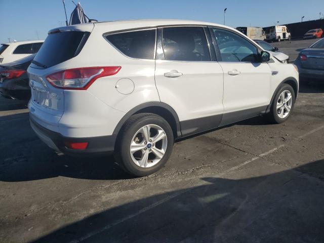 Photo 3 from auction – 2016 FORD ESCAPE SE with VIN 1FMCU0G98GUB61880