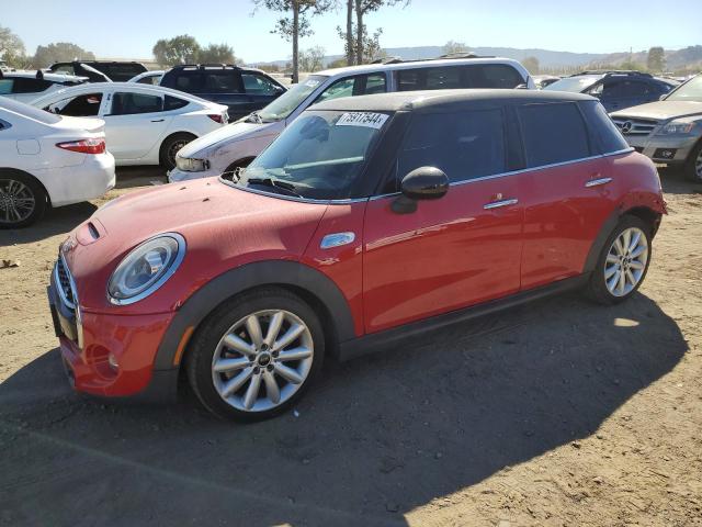 MINI COOPER S 2019 with VIN WMWXU3C58K2L31280 - Photo from auction