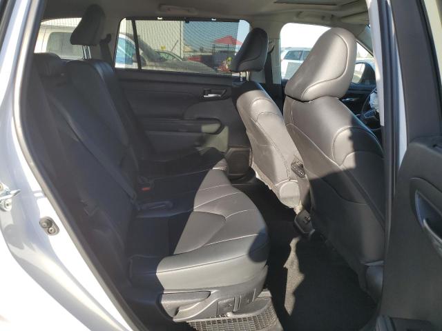 Photo 11 from auction – 2023 TOYOTA HIGHLANDER with VIN 5TDKBRCH4PS113997