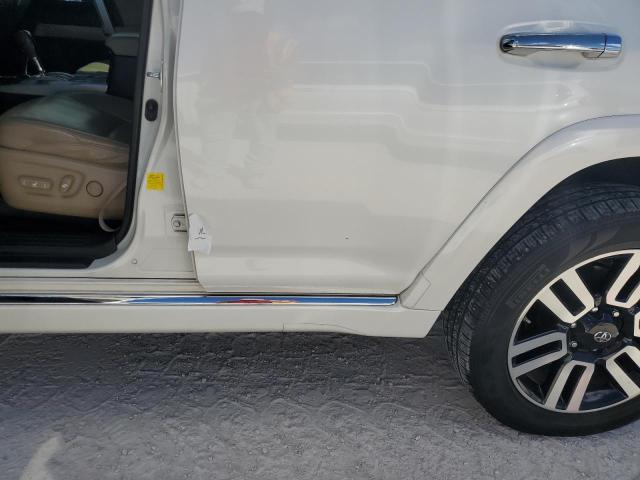 Photo 13 from auction – 2019 TOYOTA 4RUNNER SR with VIN JTEZU5JR4K5196533