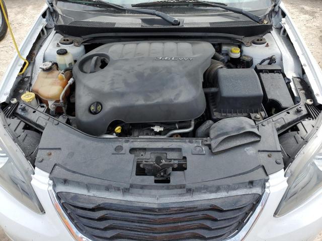 Photo 11 from auction – 2012 CHRYSLER 200 TOURIN with VIN 1C3CCBBG2CN250815