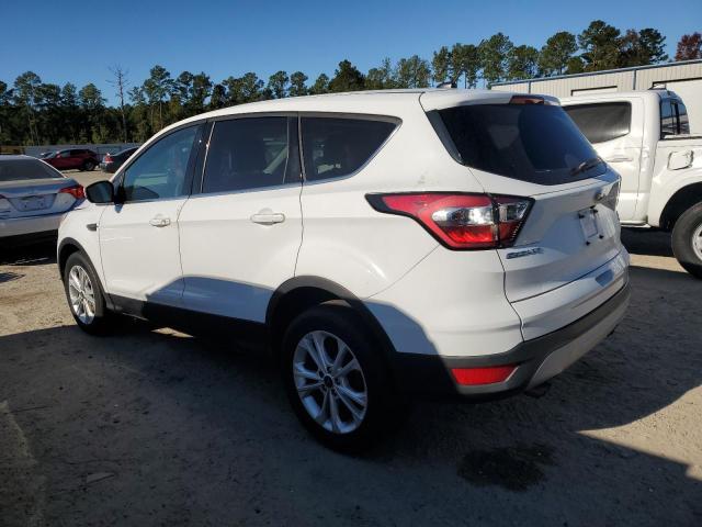 Photo 2 from auction – 2017 FORD ESCAPE SE with VIN 1FMCU0GD2HUC55436