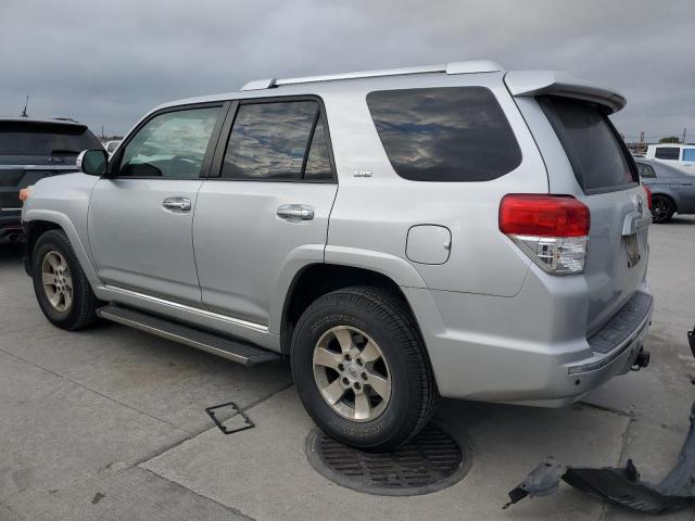 Photo 2 from auction – 2010 TOYOTA 4RUNNER SR with VIN JTEZU5JR4A5007975