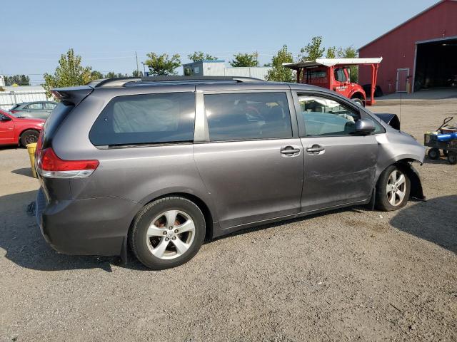 Photo 3 from auction – 2011 TOYOTA SIENNA BAS with VIN 5TDKA3DC3BS002482