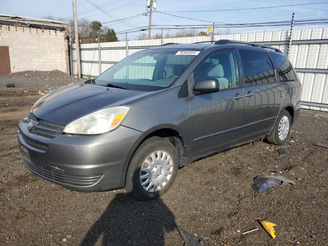 TOYOTA SIENNA CE 2004 with VIN 5TDZA23C14S153768 - Photo from auction