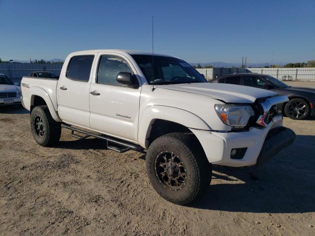Photo 4 from auction – 2015 TOYOTA TACOMA DOU with VIN 3TMLU4EN2FM182688