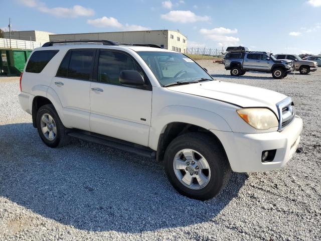 Photo 4 from auction – 2006 TOYOTA 4RUNNER SR with VIN JTEZU14R960079148