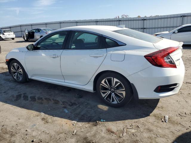 Photo 2 from auction – 2017 HONDA CIVIC EX with VIN 19XFC1E38HE019568