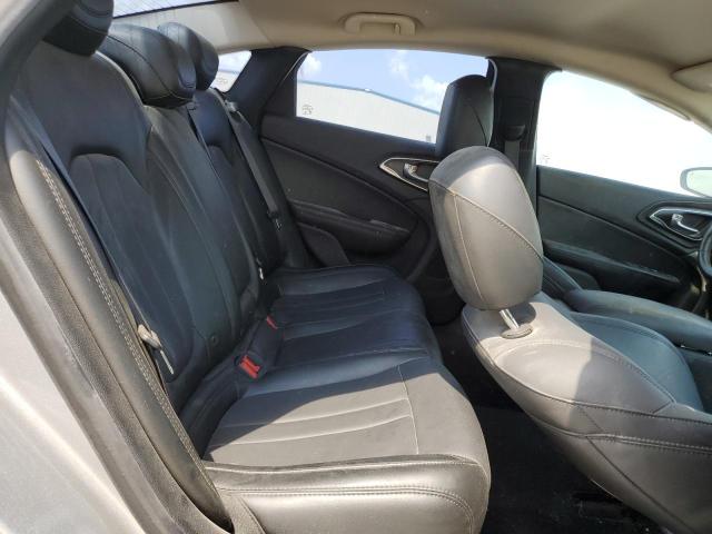Photo 10 from auction – 2017 CHRYSLER 200 LIMITE with VIN 1C3CCCAB3HN511923