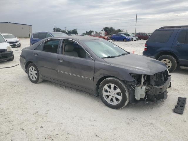Photo 4 from auction – 2011 TOYOTA CAMRY BASE with VIN 4T4BF3EKXBR183701